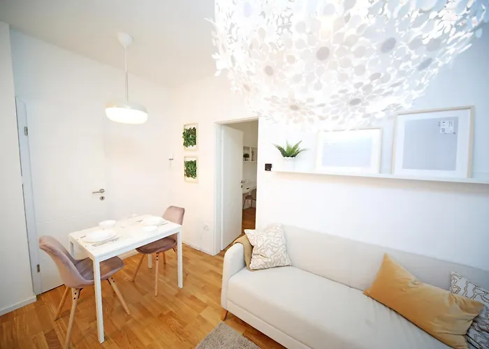 Apartment Fala - Self Check-In 0-24, Fast Wi Fi, City Center