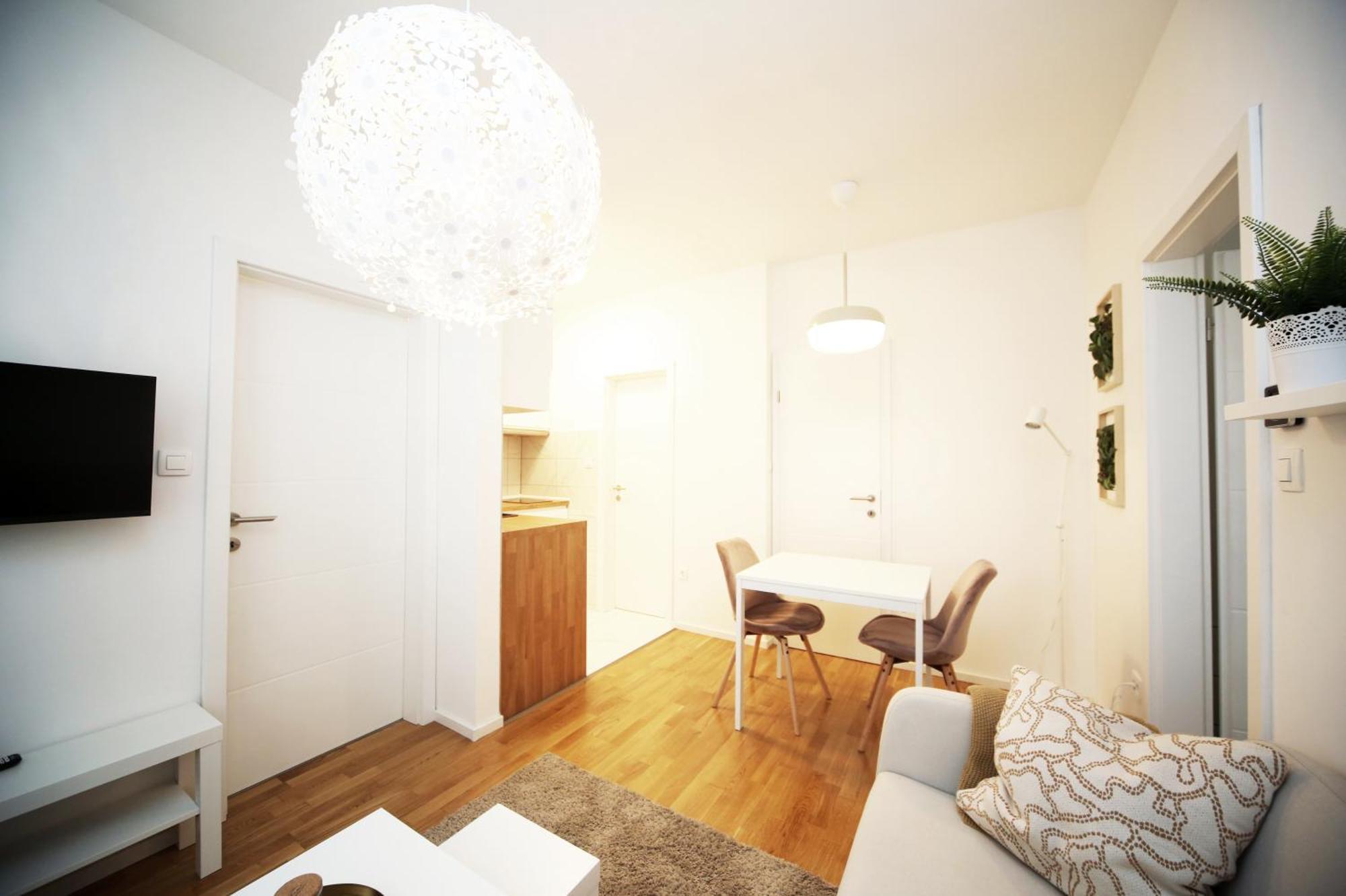 Apartment Fala - Self Check-in 0-24, Fast Wi Fi, Center *
