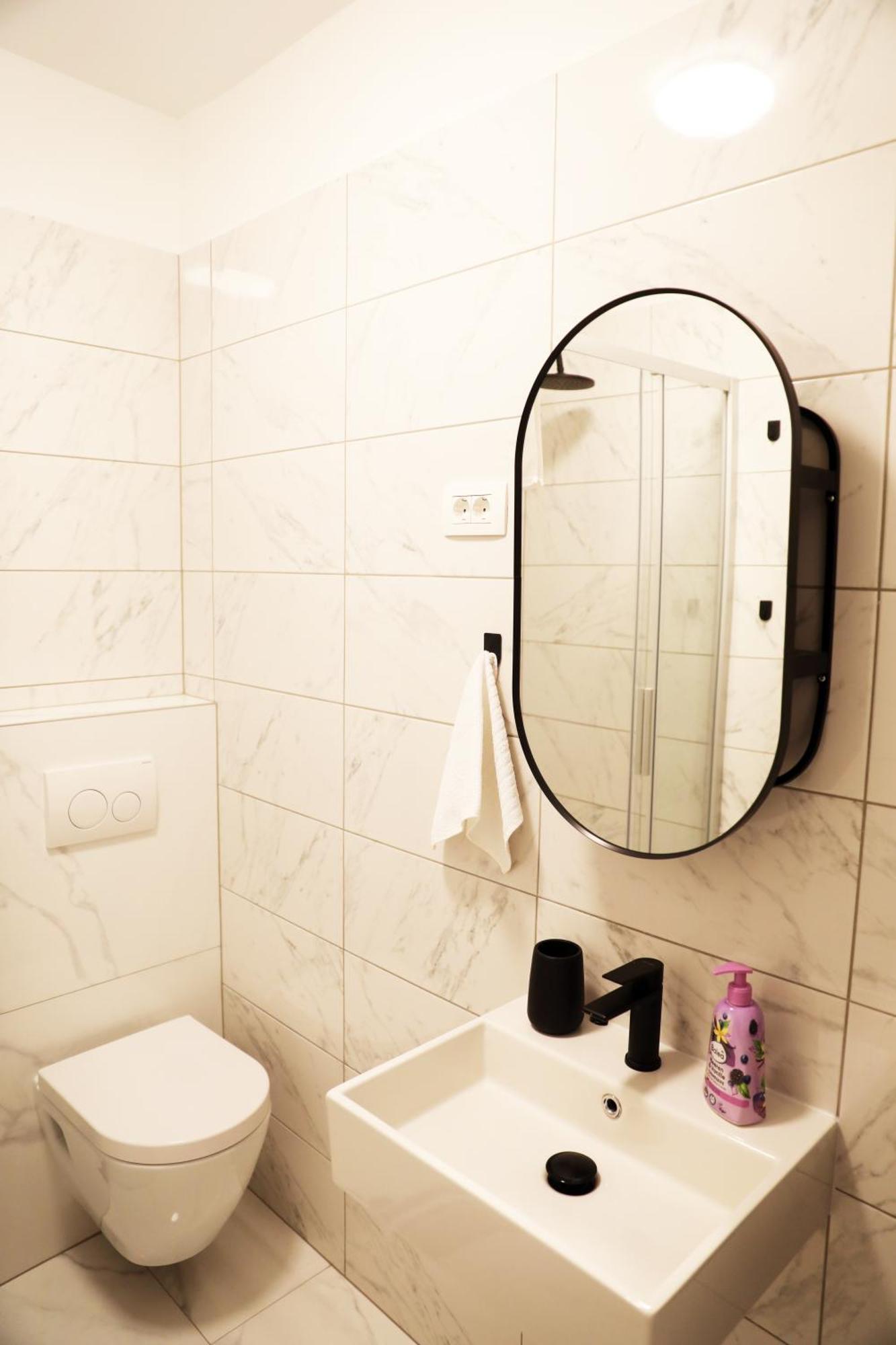 Apartment Fala - Self Check-in 0-24, Fast Wi Fi, Center